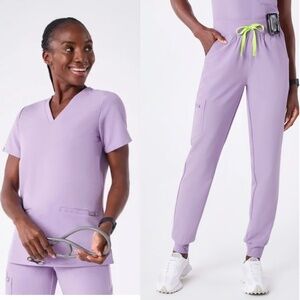 FIGS Lavender Dew Scrub Set Women’s Large Casma Top & L/P Zamora Jogger Pant